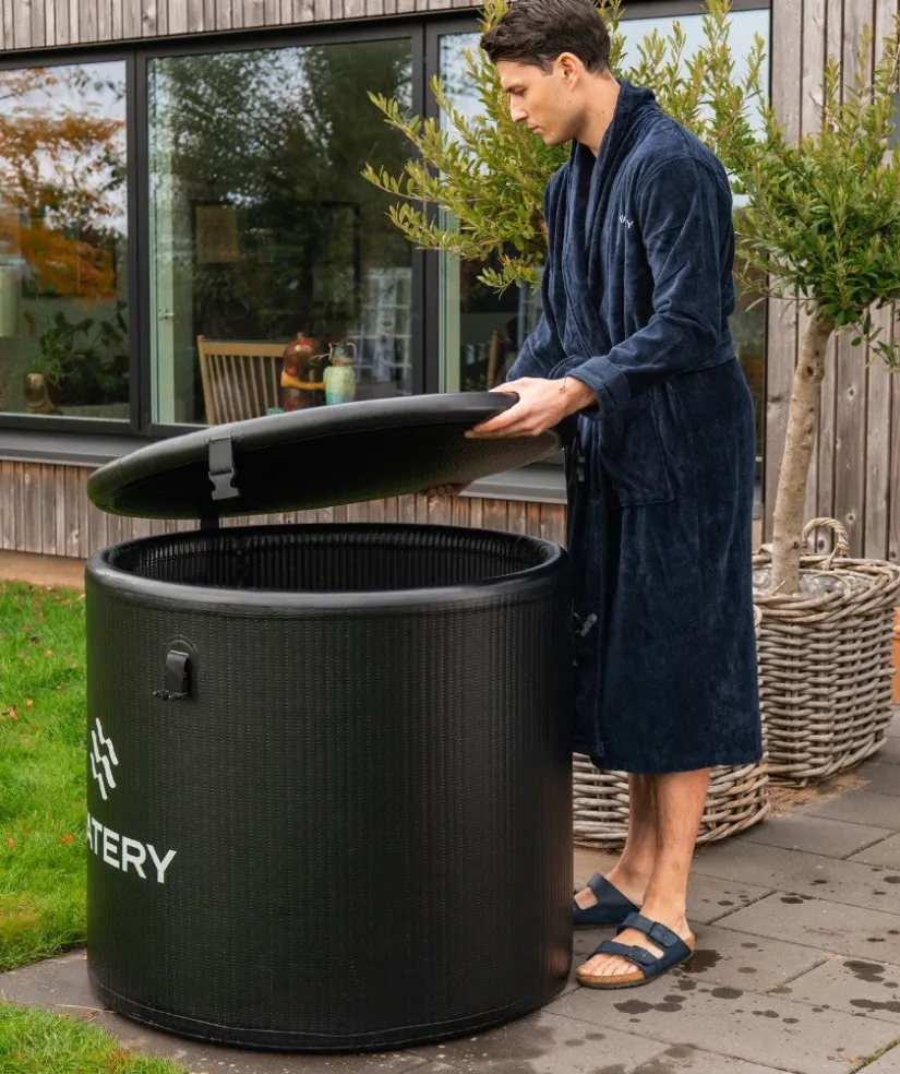 Sale Watery Pakketilbud: Deluxe oppustelig isbad & vandkøler