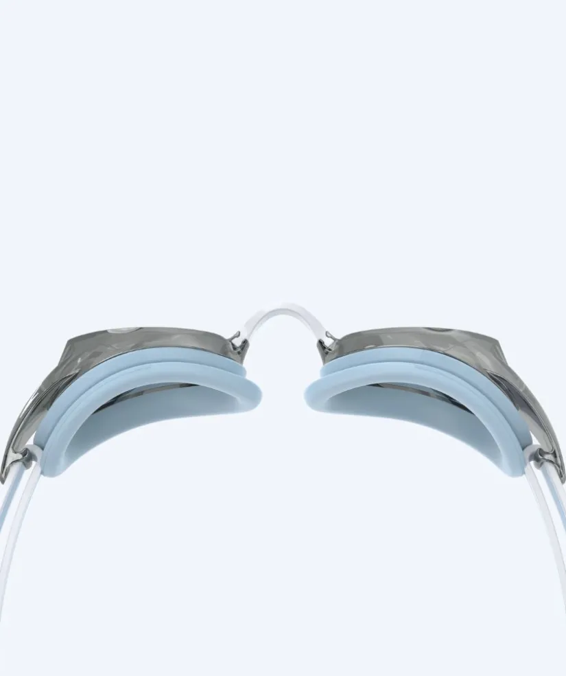 Best Speedo Elite svømmebriller til damer - Vanquisher 3.0 Mirrored - Lyseblå/sølv