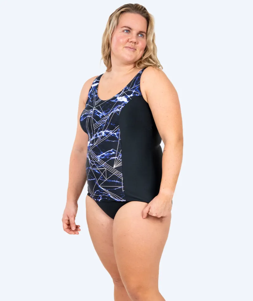 Discount Watery badedragt plus size til damer m. blomster - Vale - Sort