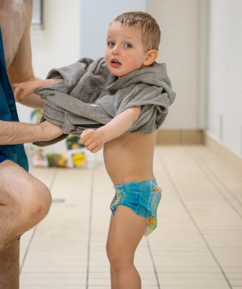 Hot Watery badeponcho til børn (1-6) - Bomuld - Mørkeblå