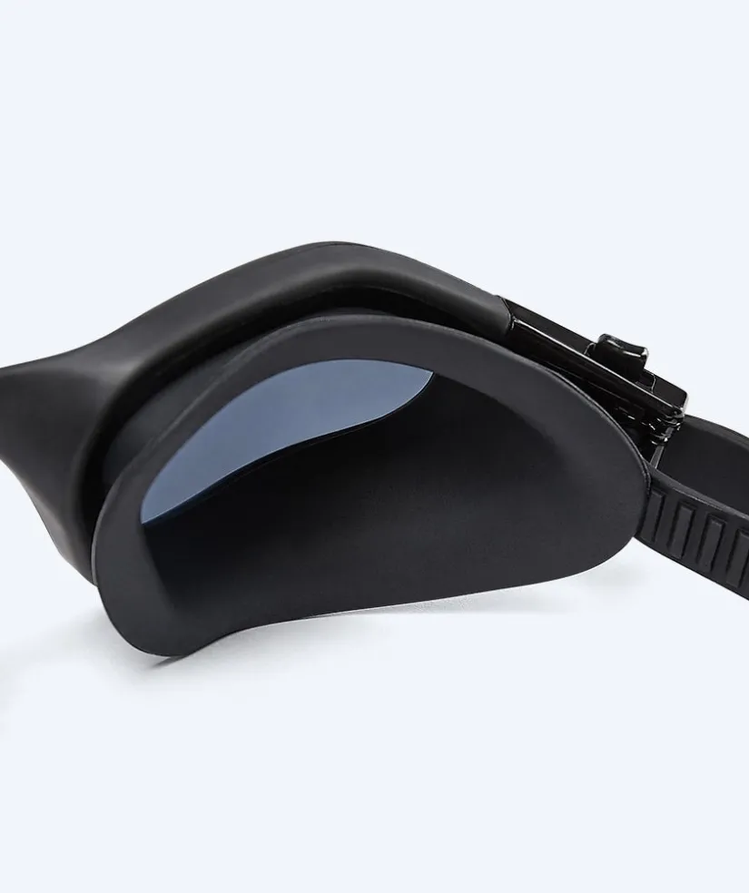 Sale Watery motions svømmebriller - Raven Active - Sort (Smoke linse)