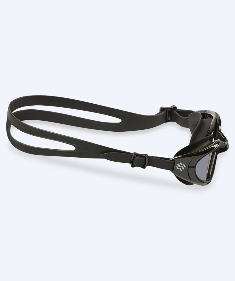 Discount Watery motions svømmebriller - Wade Active - Sort (Smoke linse)
