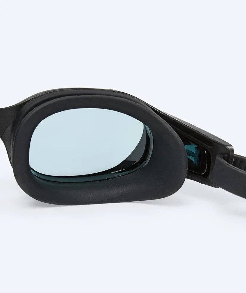 Online Watery motions svømmebriller - Clyde Active - Sort (Smoke linse)
