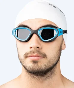 New Watery motions svømmebriller - Raven Active - Sort/blå 1.0