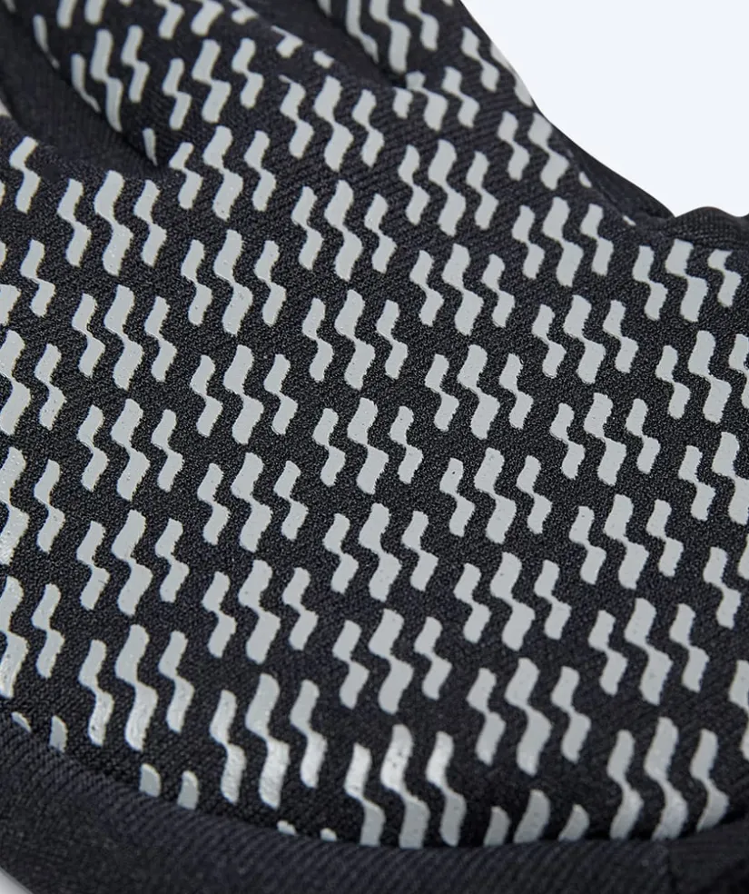 Best Watery neoprensæt - Calder Pro (2,5 - 4mm) - Sort