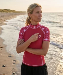 New Watery UV-trøje til damer - Aiko Kortærmet Rashguard - Pink/mørkerød